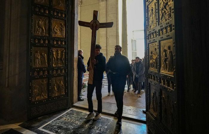 Le pape François s’adresse à l’Ukraine et au Moyen-Orient dans son message de Noël Urbi et Orbi