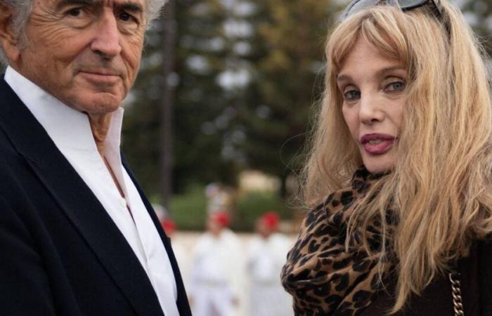 Arielle Dombasle, son béguin pour Bernard-Henri Lévy alors qu’il n’était même pas présent