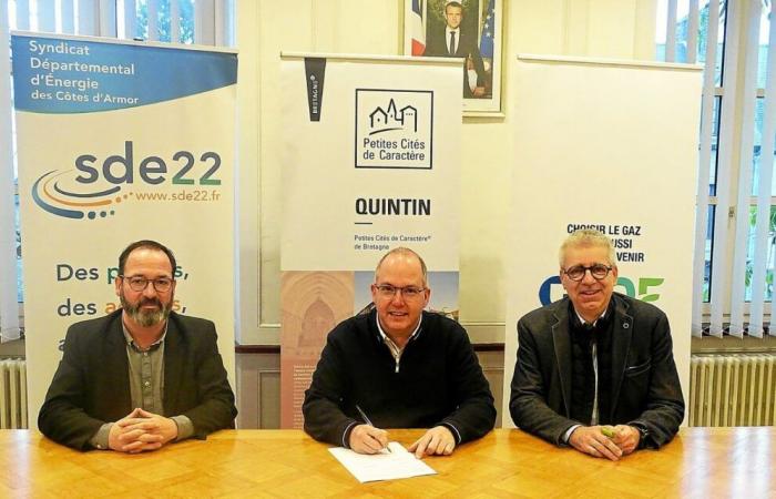 La ville de Quintin renouvelle sa concession gazière avec GRDF