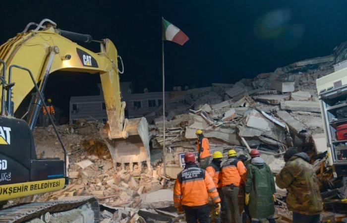 condamné pour l’effondrement mortel d’un hôtel lors du tremblement de terre