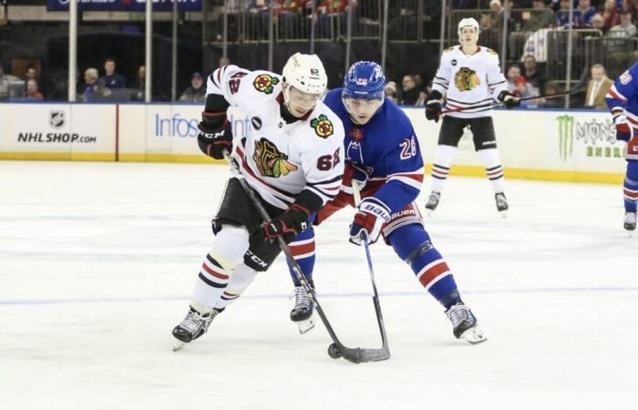 Brett Seney des Blackhawks s’apprête à jouer pour Équipe Canada à la Coupe Spengler