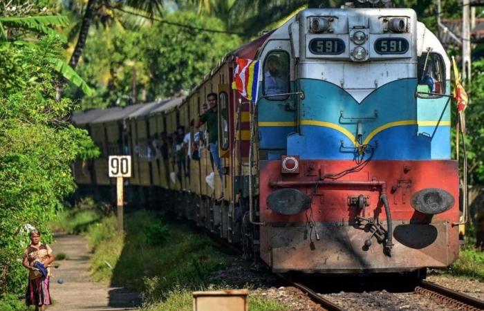 Au Sri Lanka, le train devenu symbole du tsunami de 2004 rend hommage aux victimes