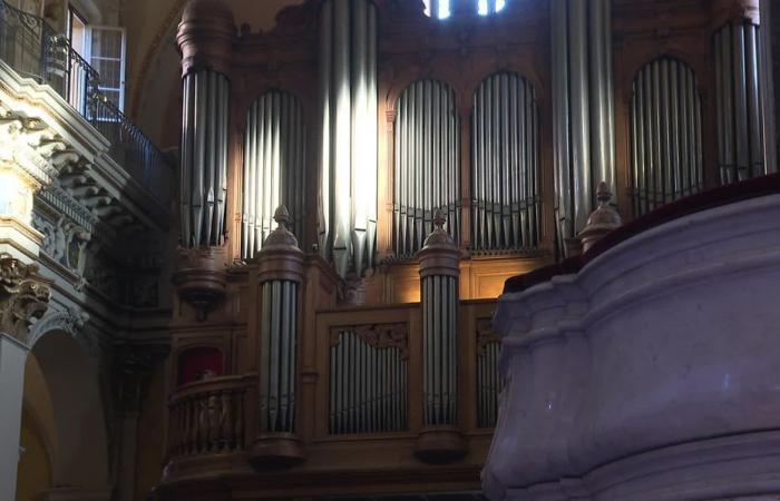 “L’instrument sonne vraiment désaccordé en ce moment.” Le grand orgue de la cathédrale Sainte-Réparate a un besoin urgent de donateurs pour sa restauration