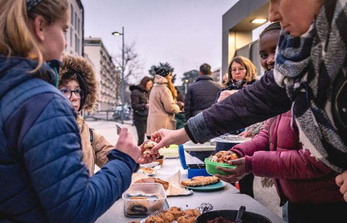 A Lyon, 26 écoles ouvrent leurs portes aux familles sans abri