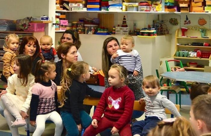 Pont-Croix. Ici, nous accompagnons les enfants à l’école