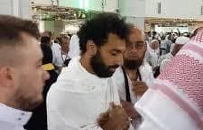 Salah accusé par certains fans musulmans pour la photo sous le sapin de Noël : « Supprimez-la immédiatement »