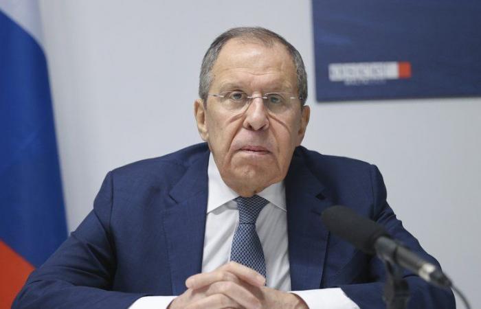 “Ils veulent dialoguer sans l’Ukraine mais entraînent leur armée”… Lavrov fustige l’ambiguïté de la France qu’il “ne prend pas au sérieux”