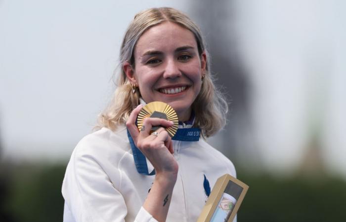 Paris 2024. After her gold medal, Riviera triathlete Cassandre Beaugrand crowned “Champion of champions” by “L’Équipe”