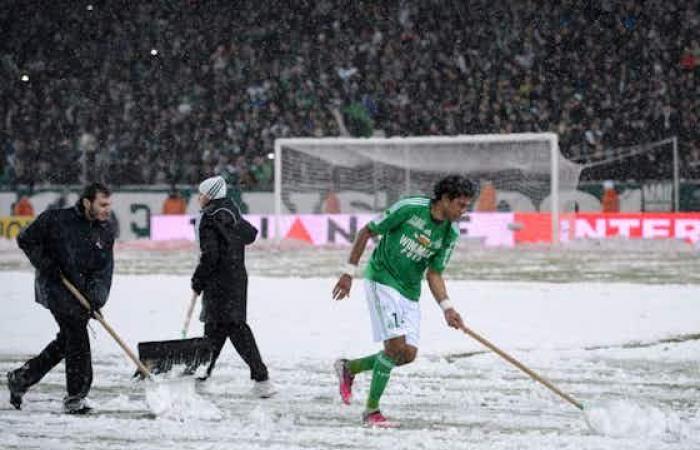 5️⃣ matchs de légende joués… sous la neige ❄️❄️