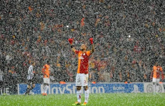 5️⃣ matchs de légende joués… sous la neige ❄️❄️