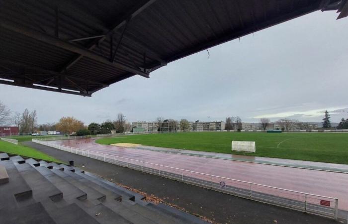 Usée, dégradée et dangereuse par endroits, cette piste d’athlétisme de Seine-et-Marne est à refaire