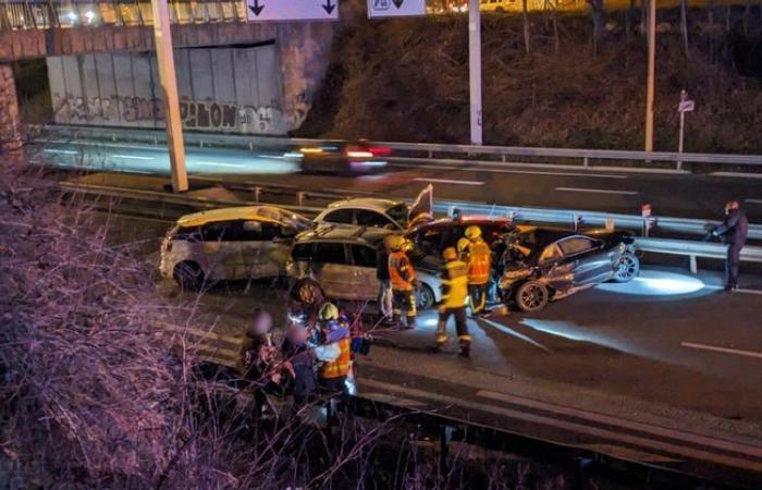 Six voitures et un camion impliqués dans un carambolage spectaculaire sur la RN7 près de Riorges