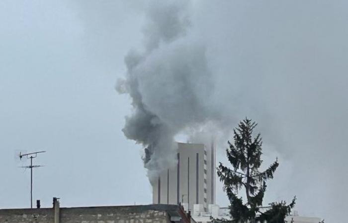 Un incendie majeur près de Paris, sur un immeuble de grande hauteur