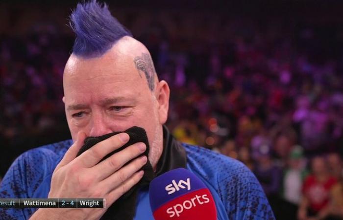 Championnat du monde de fléchettes : Luke Humphries prépare le choc des huitièmes de finale de Peter Wright alors que Gerwyn Price bat Joe Cullen dans un thriller de mort subite