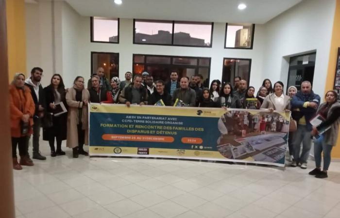 Oujda.. Organiser des formations sur les médias et l’immigration