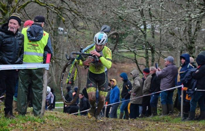 Sud Gironde – CYCLISME — — Anthony Brégière remporte le cyclo-cross de Montguyon (17)