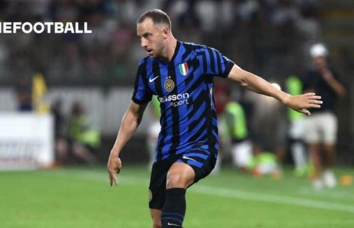 Les stars brésiliennes et néerlandaises se disputent la place de titulaire lors du choc de Cagliari en Serie A avec l’Inter Milan – Ex Man United Veteran Back Fit