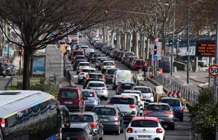 circulation différenciée établie, limitation de vitesse