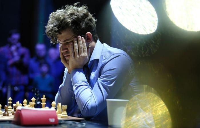 Magnus Carlsen quitte les Championnats du monde de rapide et de blitz après avoir refusé de retirer son jean