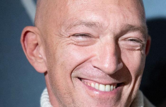 Bientôt papa pour la 4ème fois, Vincent Cassel séduit par des photos de sa jeune compagne enceinte : “Souvenirs de nous deux”