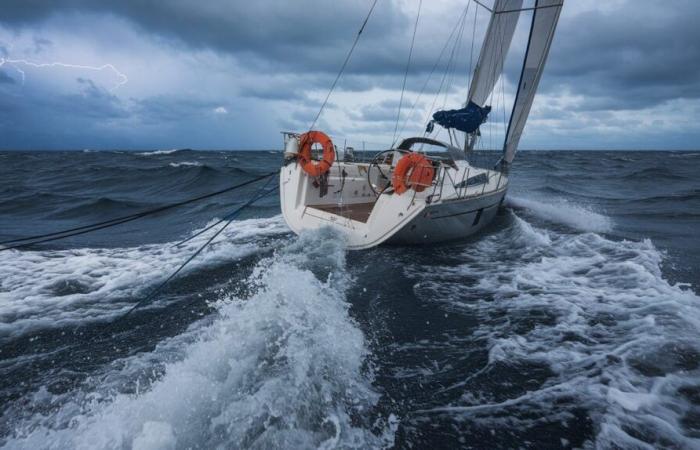 Richomme creuse l’écart sur Dalin en tête de la course