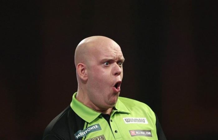 “C’était dur” – Michael Van Gerwen donne une évaluation X de sa dernière performance malgré la victoire