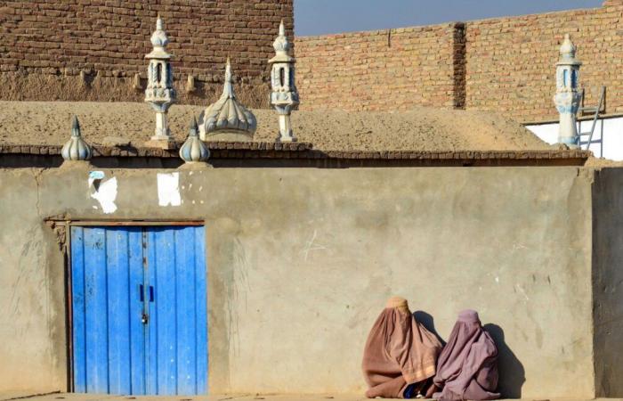 Une loi pour bloquer les fenêtres permettant aux femmes d’être vues