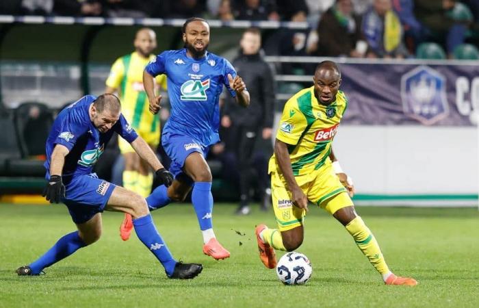 un attaquant du FC Nantes serait visé !