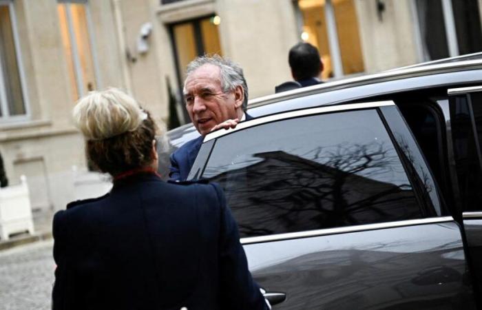 Attendus de pied ferme à Mayotte, François Bayrou et cinq ministres arrivent dans l’archipel