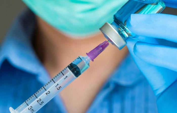 La Russie lancera une campagne massive et gratuite de vaccination contre le cancer en 2025