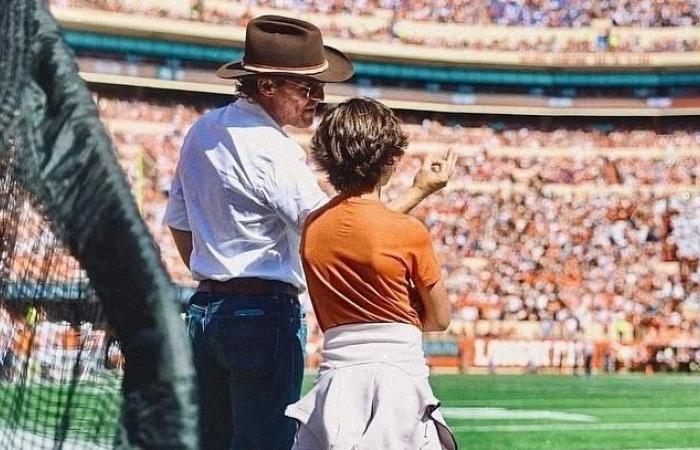 Matthew McConaughey partage des photos avec son plus jeune fils, Livingston, à l’occasion de son 12e anniversaire