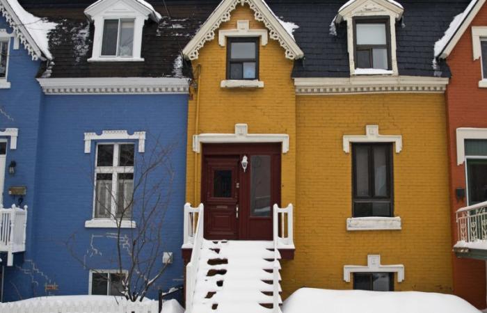 Voici ce qu’il vous faudra gagner pour acheter une maison dans le Grand Montréal en 2025