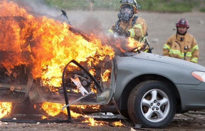 Il brûle la voiture de son ex-femme dix ans après leur rupture !