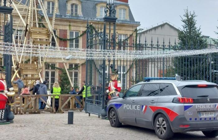 un sans-abri en garde à vue après avoir agressé sexuellement des adolescentes au village de Noël