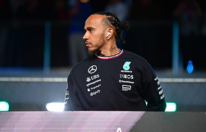 La transition épique de Lewis Hamilton vers Ferrari, une décision révolutionnaire qui a déclenché un élan imparable dans les plus grandes rivalités de la F1.