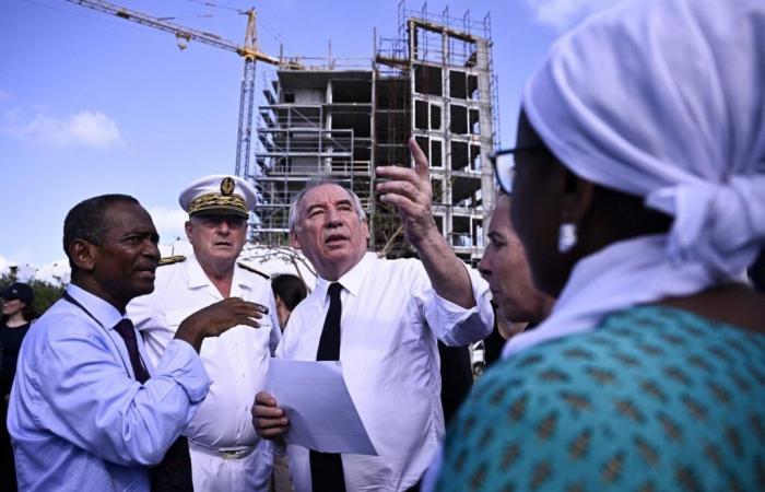 A Mayotte, la visite tardive du gouvernement n’apaise pas les inquiétudes