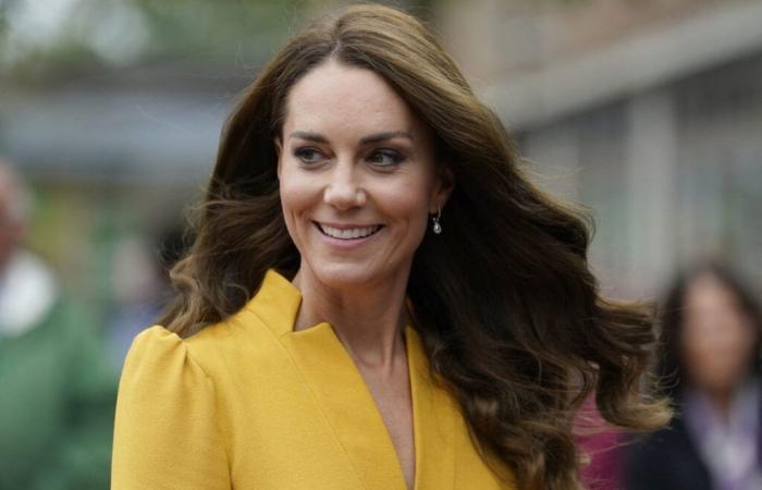 Pour les vacances, Kate Middleton se glisse avec classe dans l’une des couleurs stars de l’hiver 2025