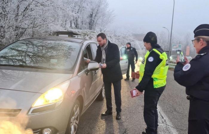 la police nationale sensibilise aux dangers de l’alcool au volant