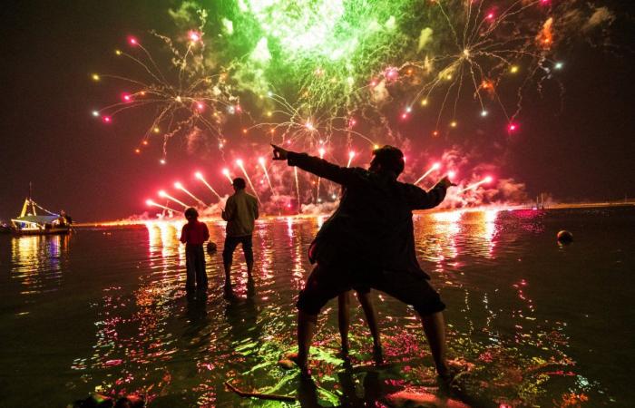 Les feux d’artifice du Nouvel An sont plus grands et plus lumineux alors que les villes du monde entier sonnent en 2025