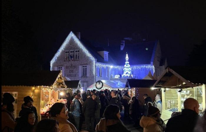 grâce à son incroyable village de Noël, cette ville accueille le double de sa population !