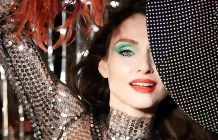 Les icônes gays Sophie Ellis-Bextor et Jake Shears se produisent pour NYE