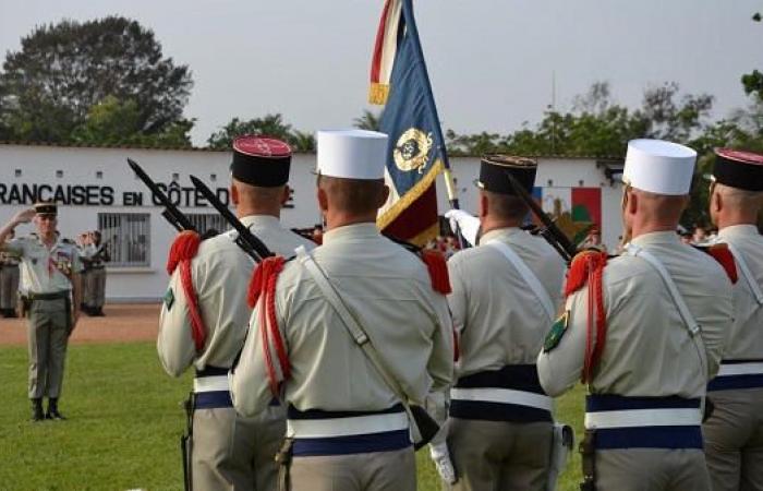 Les forces françaises s’apprêtent à remettre la base de Port-Bouët à l’armée ivoirienne et à quitter le Sénégal