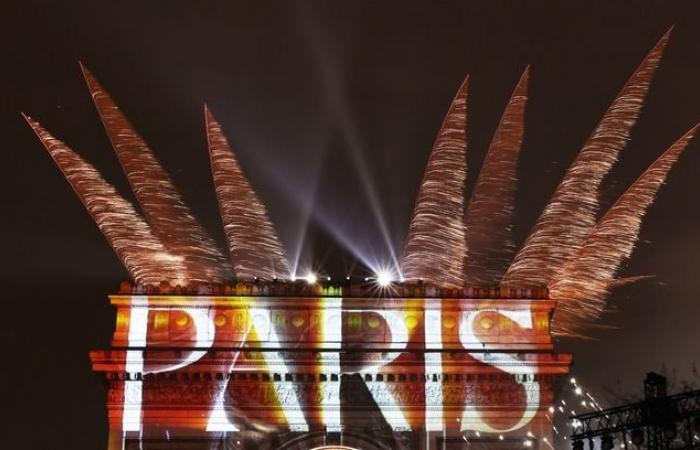 Un million de personnes, un feu d’artifice… Photos de la fête sur les Champs-Élysées