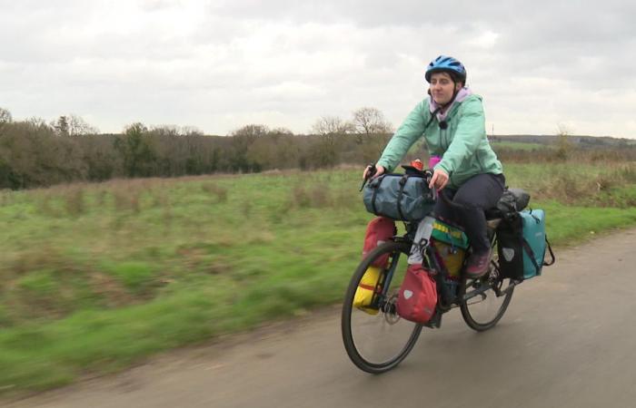 Elle prévoit de relier les points cardinaux de l’Europe à vélo pour promouvoir le sport adapté.