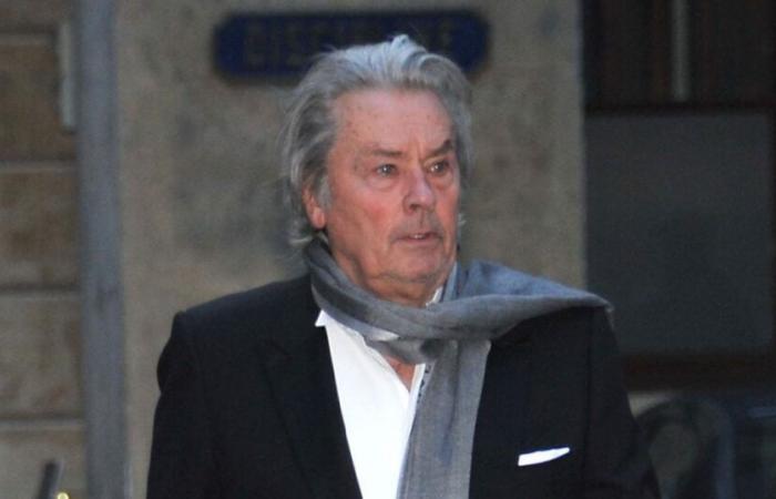 Dans la « forteresse » d’Alain Delon à Douchy, une chambre avait un statut bien particulier