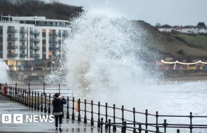 Avertissements de vent, de pluie et d’inondations dans une grande partie du Royaume-Uni