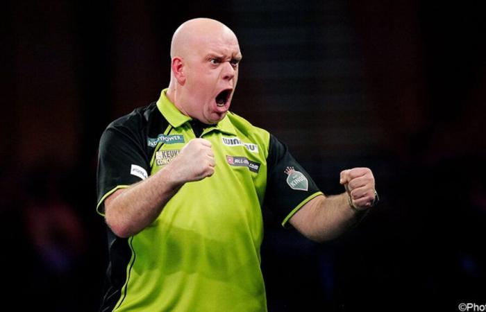 Après une année 2024 difficile, Michael van Gerwen semble renaître à la Coupe du monde de fléchettes : « Le roi est de retour »