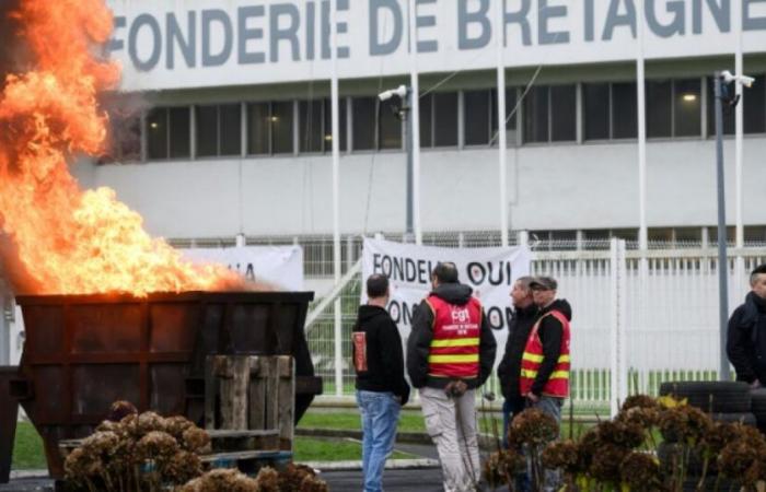 Les responsables syndicaux appellent Macron à intervenir auprès de Renault : Actualités