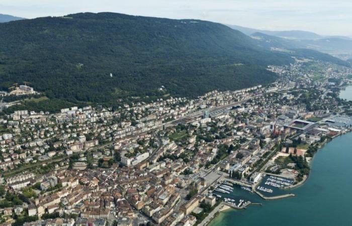 Forte baisse du nombre de communes dans le canton de Neuchâtel – rts.ch