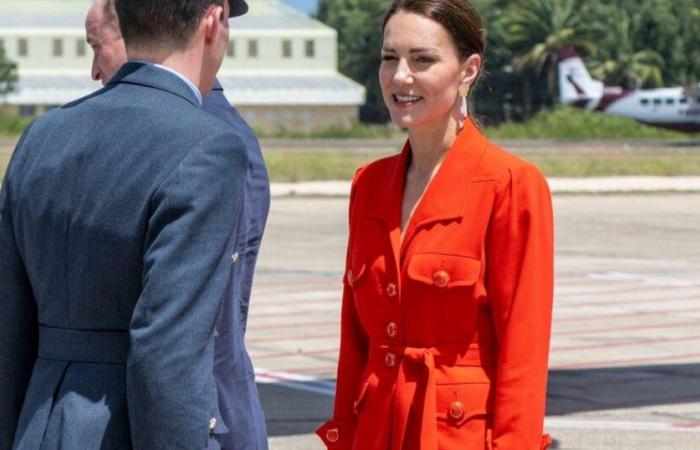 PHOTOS – De Kate Middleton à Charlène de Monaco, découvrez les sacs à main préférés de l’élite